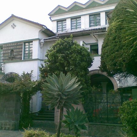 كويتو Hotel Los Alpes المظهر الخارجي الصورة