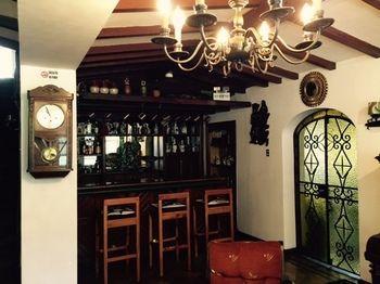 كويتو Hotel Los Alpes المظهر الخارجي الصورة